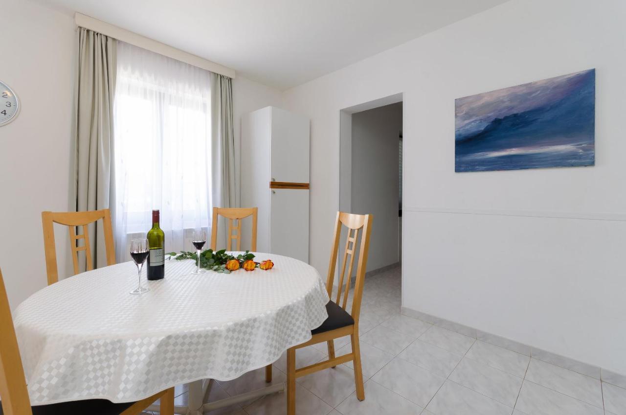 Apartments Gloria Врсар Экстерьер фото