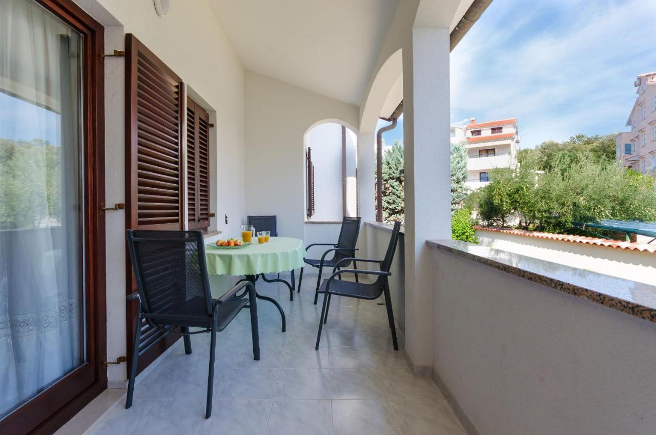 Apartments Gloria Врсар Экстерьер фото