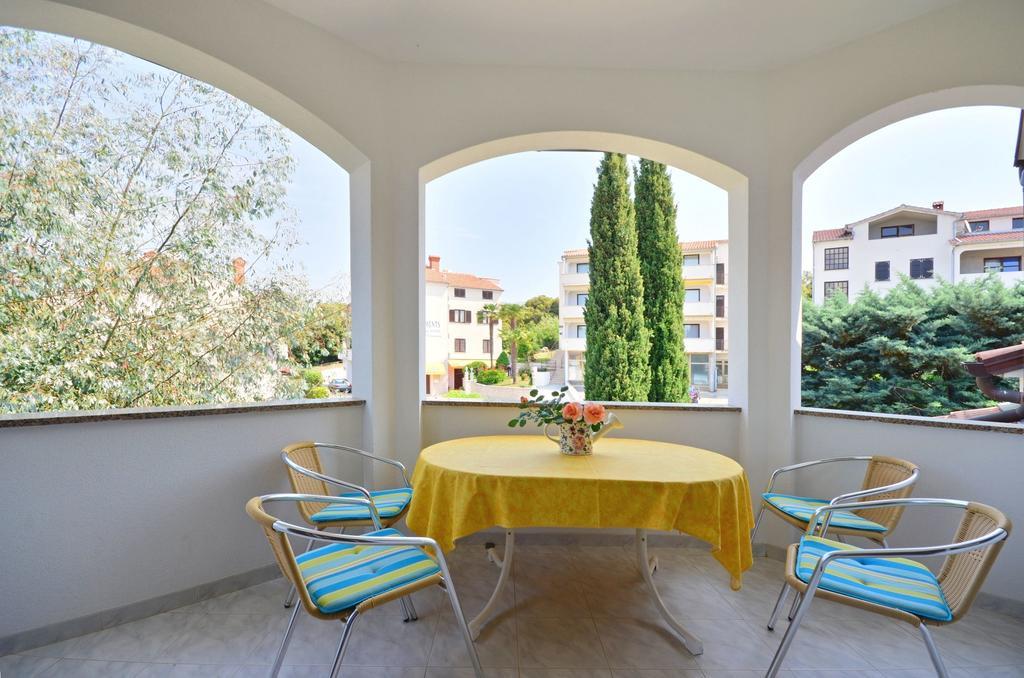 Apartments Gloria Врсар Экстерьер фото