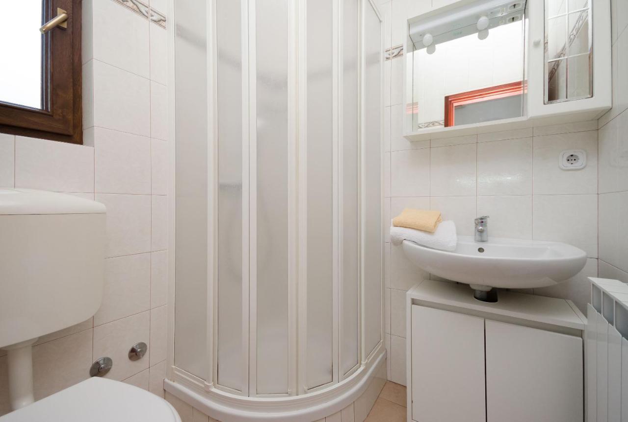 Apartments Gloria Врсар Экстерьер фото
