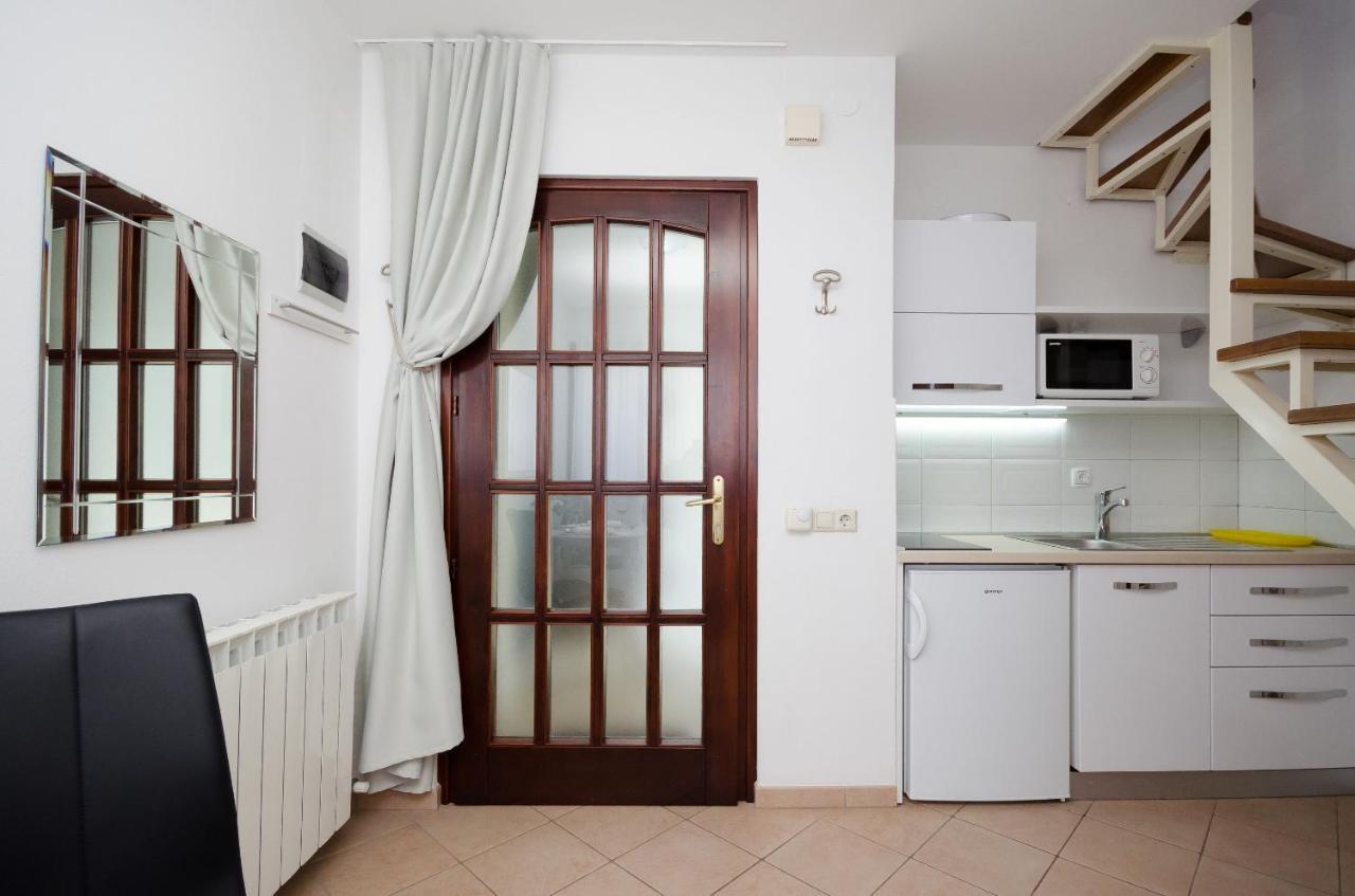Apartments Gloria Врсар Экстерьер фото