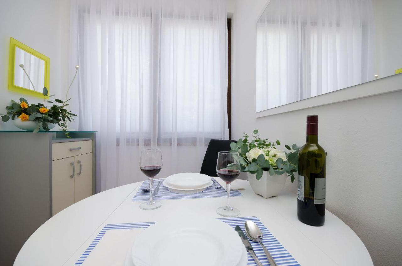 Apartments Gloria Врсар Экстерьер фото