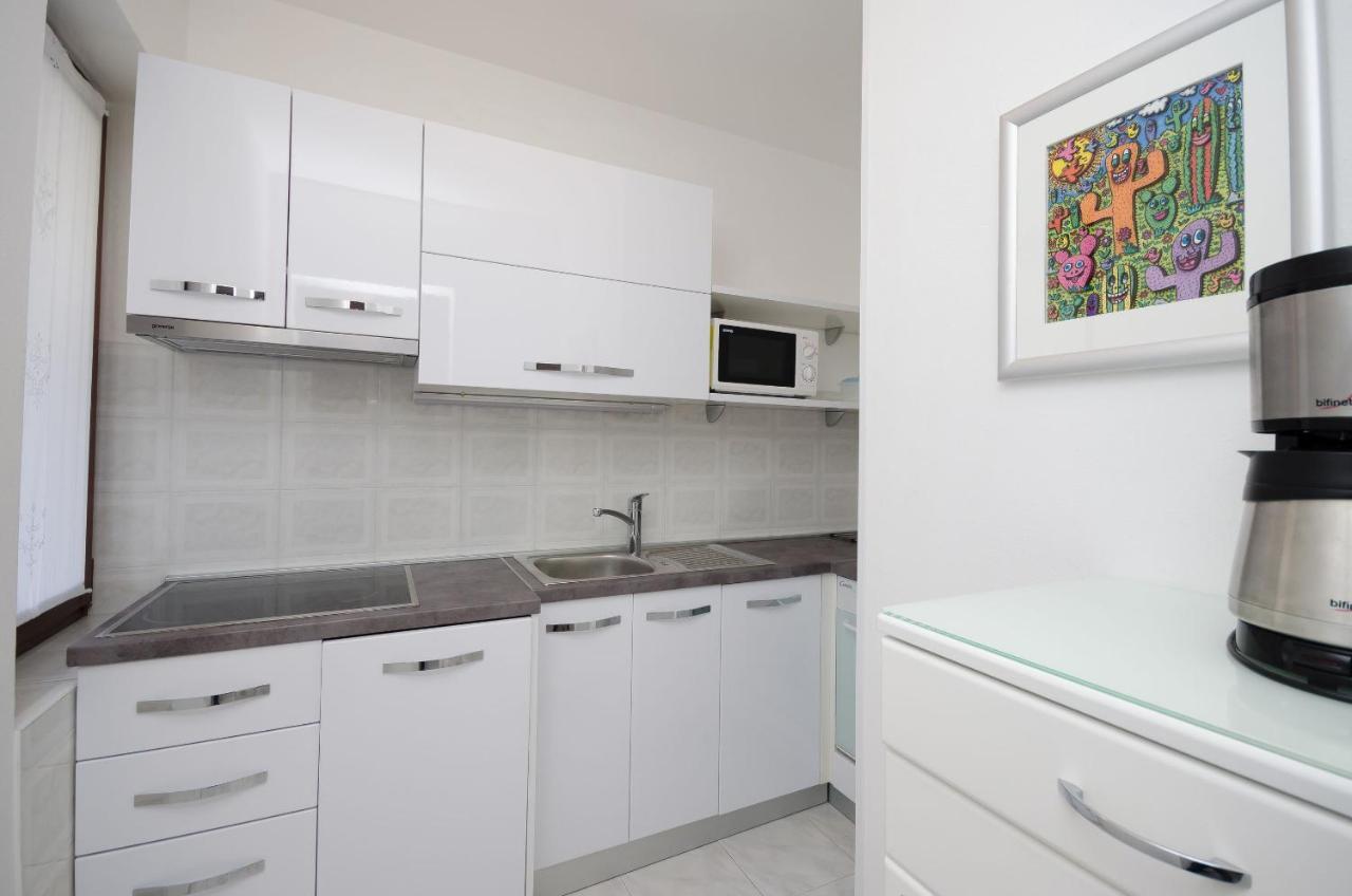 Apartments Gloria Врсар Экстерьер фото